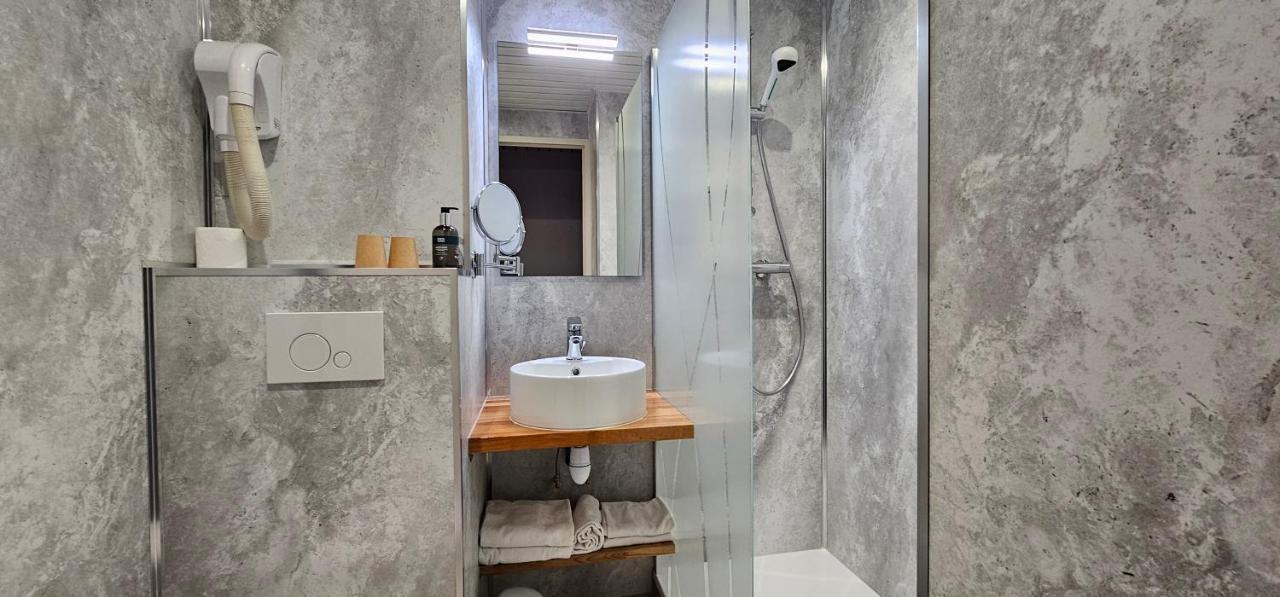 Logis Hotel La Grassinais 생말로 외부 사진